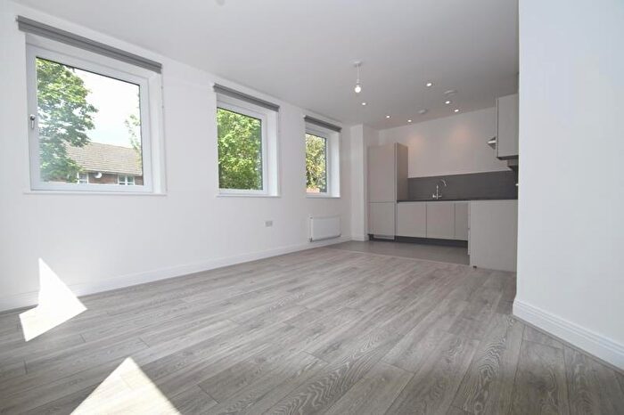 1 Bedroom Apartment To Rent In Clearview House, Pinner Road, Northwood, HA6