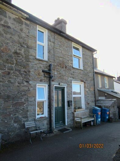 3 Bedroom Semi-Detached House To Rent In Ffestiniog, Blaenau Ffestiniog, LL41