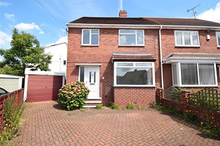 3 Bedroom Semi-Detached House To Rent In Newland Crescent, Durkar, WF4