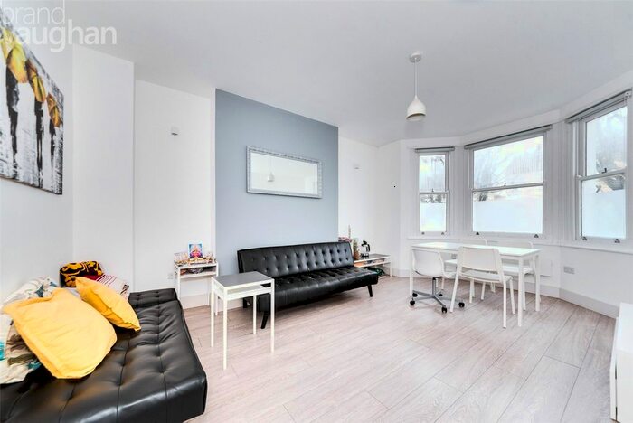1 Bedroom Flat To Rent In Seafield Road, Hove, East Sussex, BN3