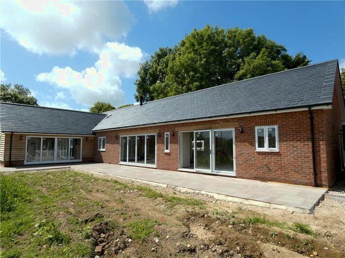 3 Bedroom Bungalow For Sale In Zoar Lane, Fifehead St. Quintin, Sturminster Newton, Dorset, DT10
