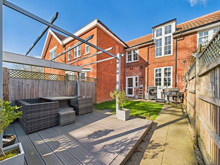 3 Bedroom Terraced House For Sale In Kerrison Gardens, Thorndon, IP23