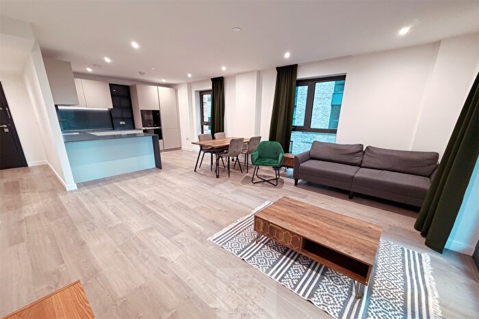 2 Bedroom Apartment To Rent In Hawker House, Anax Street, London, N4