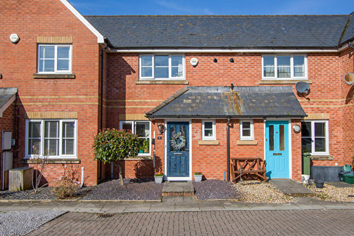 2 Bedroom Terraced House For Sale In Tal-Y-Bryn, Penarth, CF64
