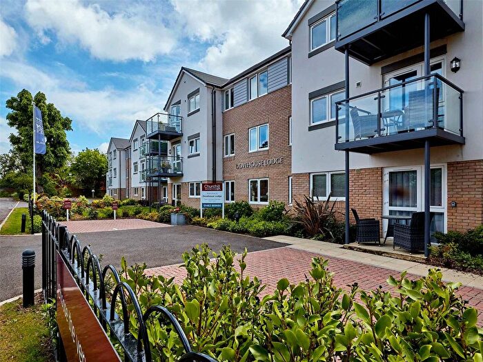 1 Bedroom Flat For Sale In Wratten Road West, Hitchin, Hertfordshire, SG5