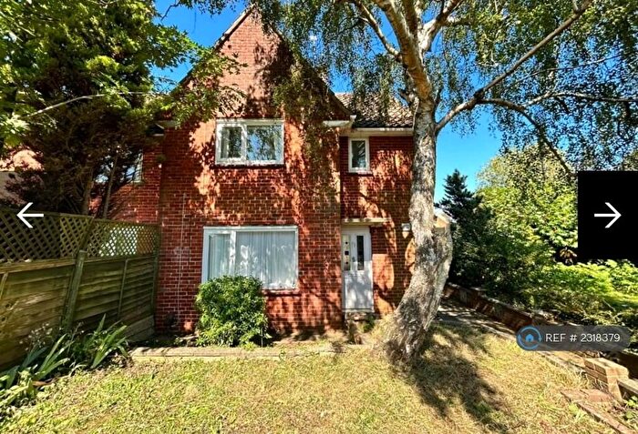 4 Bedroom Terraced House To Rent In Calley Down Crescent, New Addington, Croydon, CR0