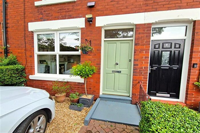 2 Bedroom Terraced House To Rent In Nursery Lane, Stockport, SK3