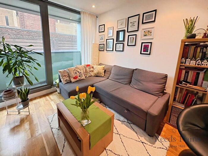 2 Bedroom Apartment To Rent In Rumford Place, Liverpool, Merseyside, L3