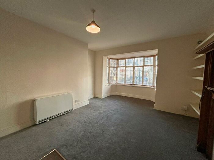 1 Bedroom Flat To Rent In Windlesham Road, Brighton, BN1