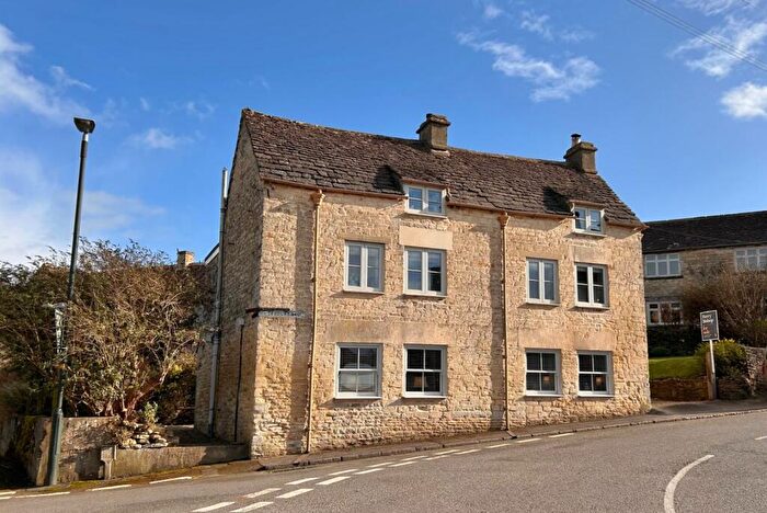4 Bedroom Detached House For Sale In Tetbury Hill, Avening, Gloucestershire, GL8