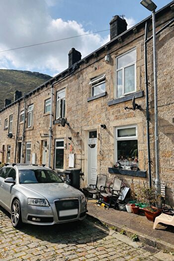 2 Bedroom Terraced House For Sale In Hirst Street, Cornholme, OL14