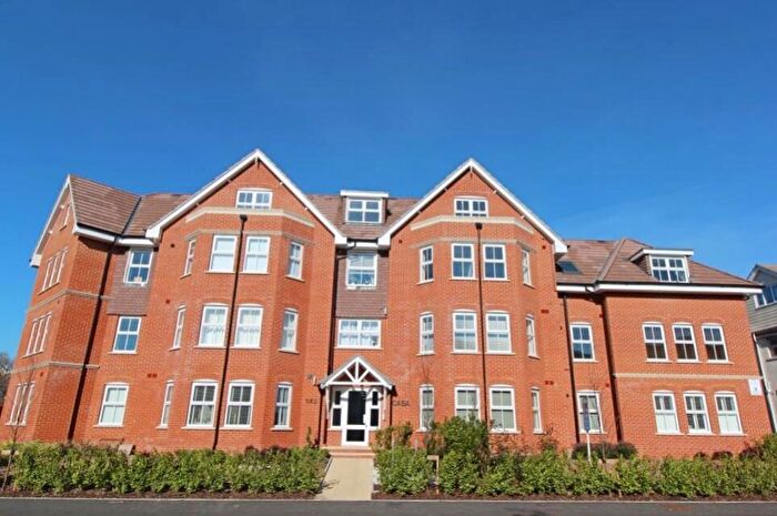 1 Bedroom Apartment To Rent In Bournemouth Road, Lower Parkstone, BH14