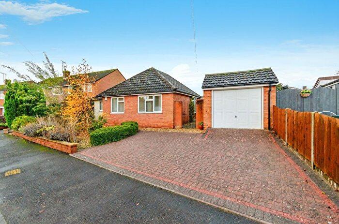 2 Bedroom Detached Bungalow For Sale In Delaware Avenue, Albrighton, Wolverhampton, WV7