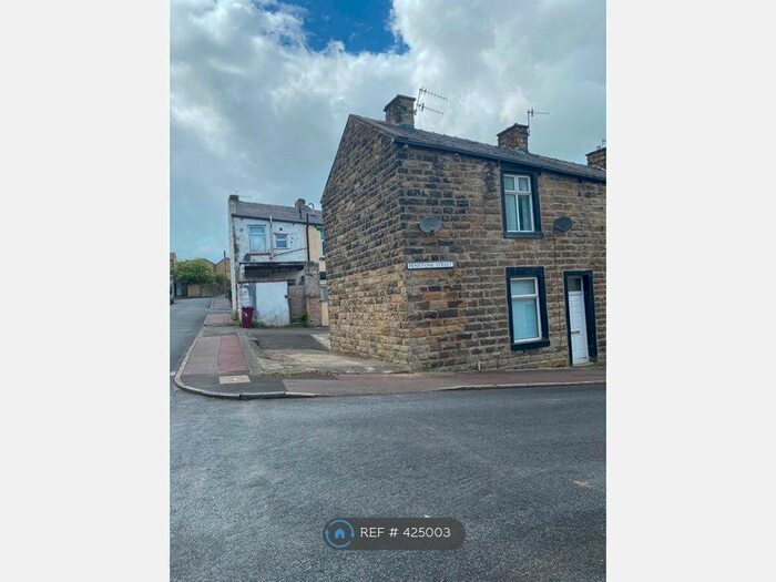 2 Bedroom End Of Terrace House To Rent In Penistone Street, Burnley, BB12
