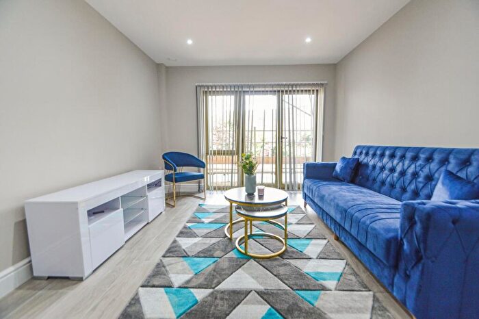 1 Bedroom Apartment To Rent In Station Road, Langley, Slough, Berkshire, SL3