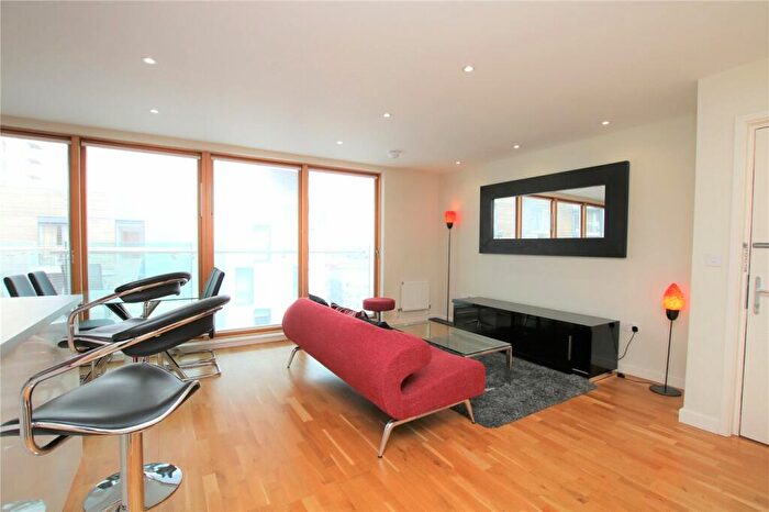 2 Bedroom Apartment To Rent In Halcyon, Chatham Place, Reading, Berkshire, RG1