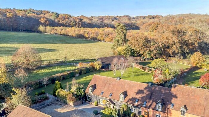 5 Bedroom Barn Conversion For Sale In Arlington Lane, Snelsmore Common, Newbury, Berkshire RG14