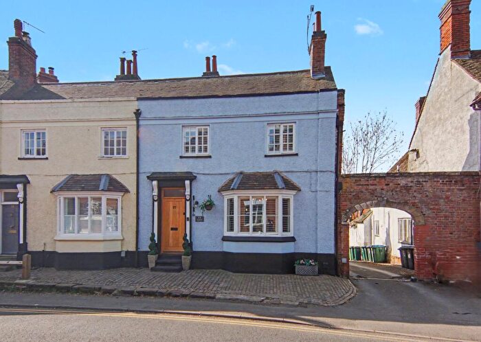 3 Bedroom End Of Terrace House For Sale In Birmingham Road, Allesley, CV5