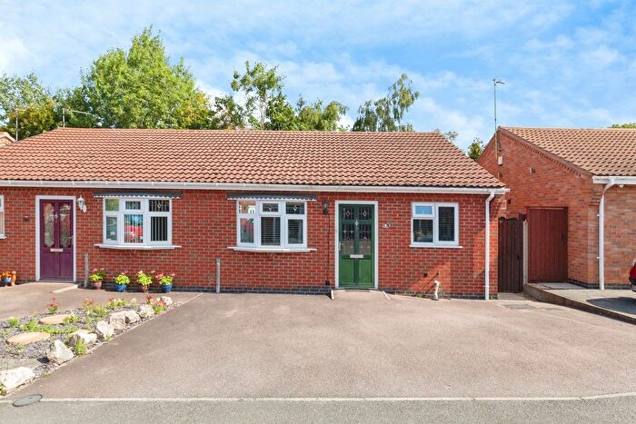 2 Bedroom Bungalow For Sale In Greenwood Close, Thurmaston, Leicester, Leicestershire, LE4