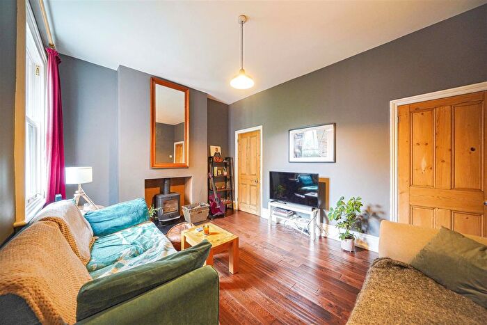 3 Bedroom Terraced House For Sale In Springfield Road, Kings Heath, Birmingham, B14