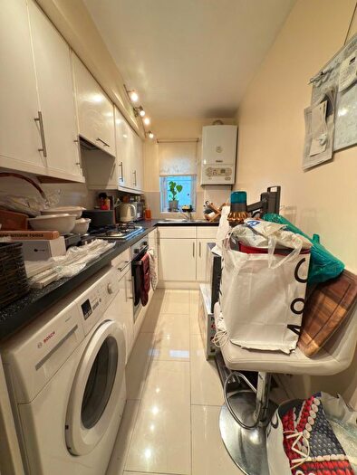 1 Bedroom Flat To Rent In Chobham Road, London, E15