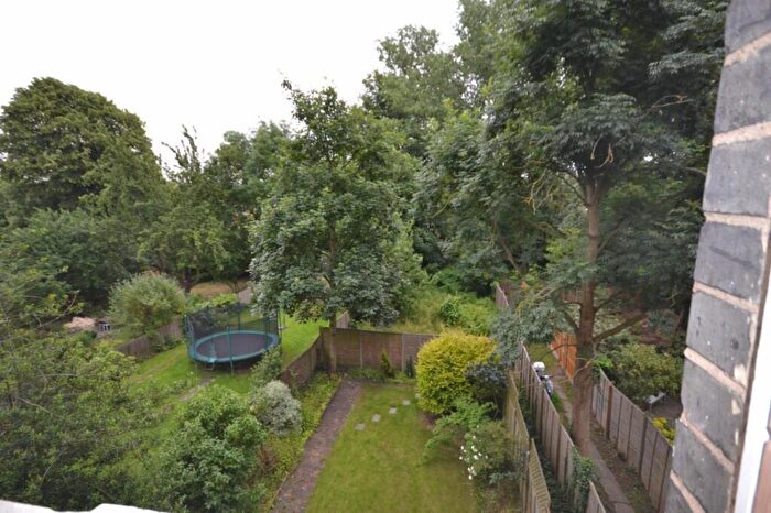 1 Bedroom Flat For Sale In Christchurch Avenue, London, NW6