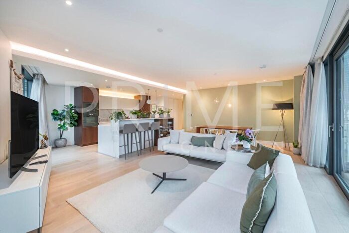 3 Bedroom Apartment To Rent In Lighterman Towers, Chelsea Harbour, London, SW10