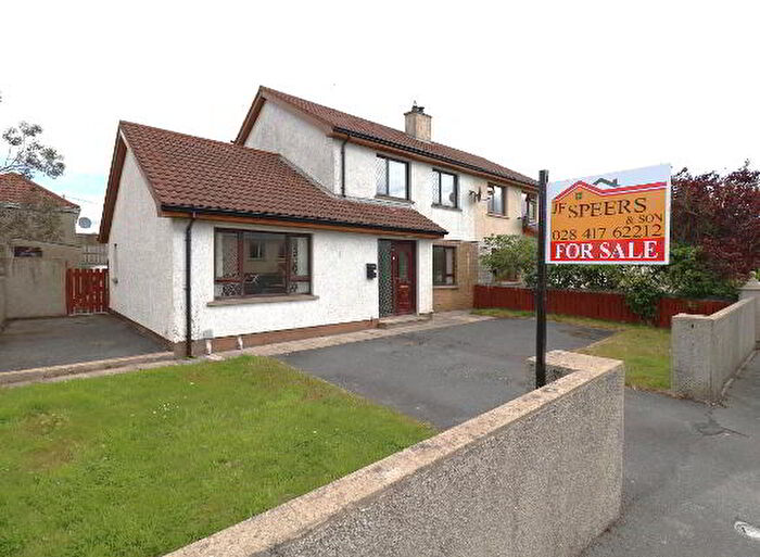 4 Bedroom Semi-Detached House For Sale In Grange Manor, Kilkeel, BT34