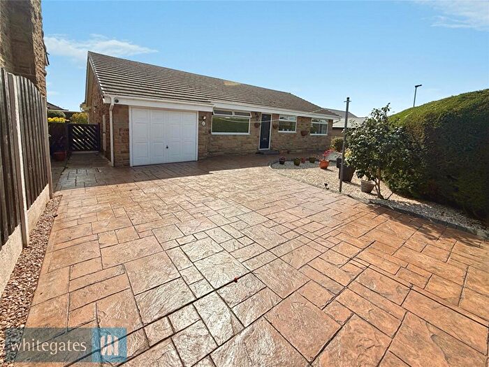 4 Bedroom Bungalow For Sale In Wharncliffe Close, Hoyland, S74