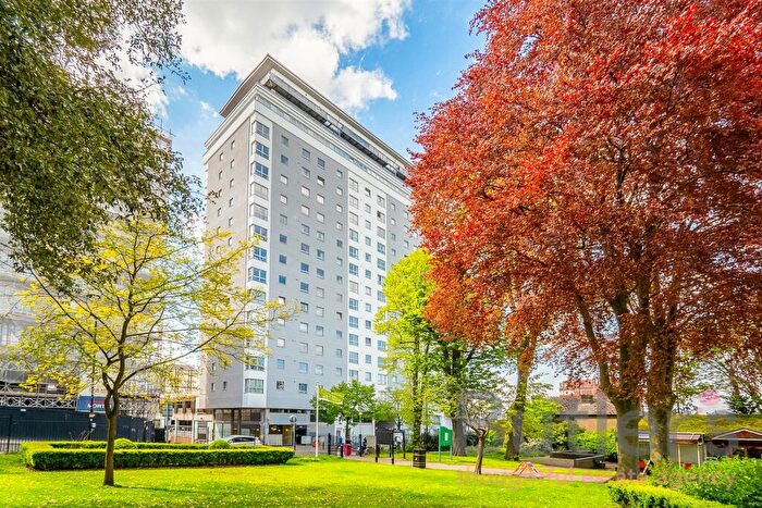 2 Bedroom Flat For Sale In Throwley Way, Sutton, SM1