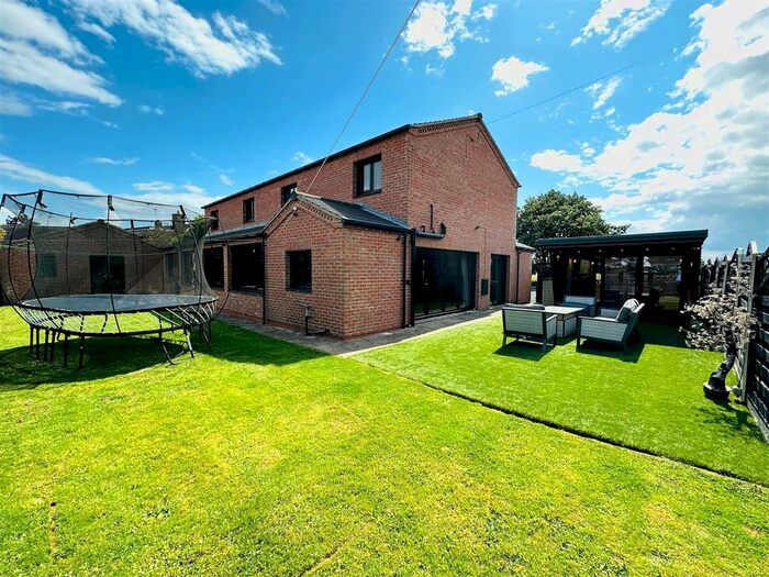 5 Bedroom Detached House For Sale In Beech Avenue, Airmyn, Goole, DN14
