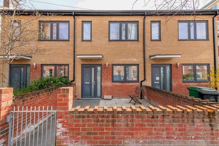 2 Bedroom Terraced House To Rent In Grosvenor Park Road, Walthamstow, E17