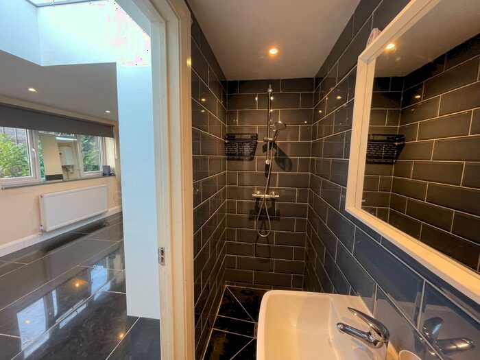 1 Bedroom Studio To Rent In Elm Way, London, NW10