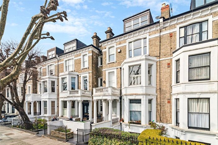 3 Bedroom Flat For Sale In Sutherland Avenue, London, W9