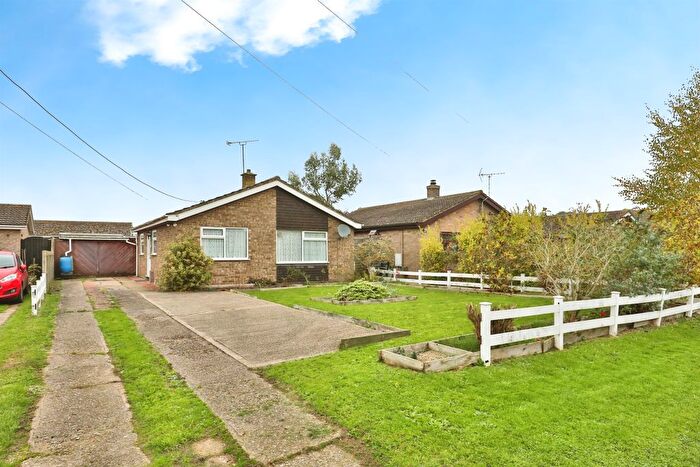 2 Bedroom Detached Bungalow For Sale In Dunnetts Close, Ashill, Thetford, IP25