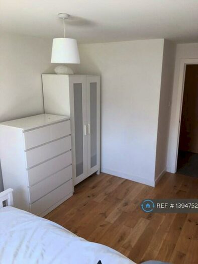2 Bedroom Flat To Rent In Avenuepark Street, Glasgow, G20