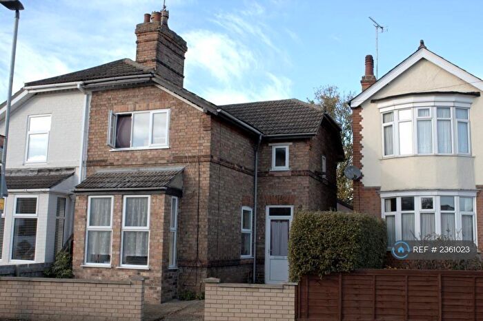 3 Bedroom Semi-Detached House To Rent In High Street, Peterborough, PE2