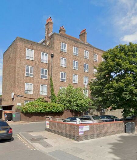 3 Bedroom Flat To Rent In Upper Clapton Road, London, E5