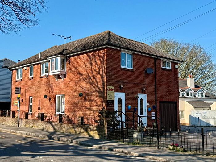 3 Bedroom Flat For Sale In London Road, Deal, Kent, CT14