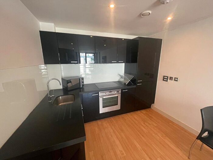 1 Bedroom Flat To Rent In Navigation Street, Birmingham, West Midlands, B5