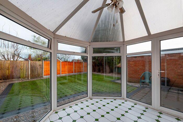 2 Bedroom Detached Bungalow For Sale In Ford Way, Rugeley, WS15