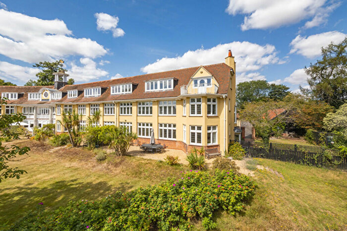 6 Bedroom House For Sale In Jane Walker Park, Nayland, Suffolk, CO6