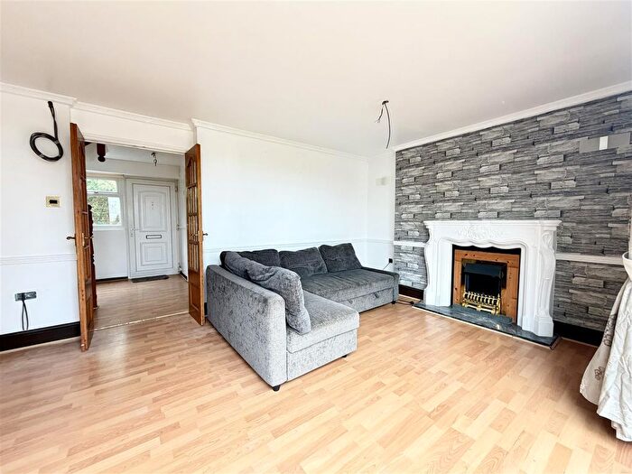 2 Bedroom Property To Rent In Northbrooks, Harlow, CM19