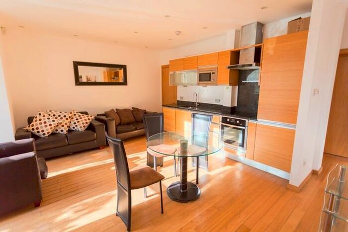 1 Bedroom Flat To Rent In Westferry Road, Isle Of Dogs, Canary Wharf, Docklands, E14
