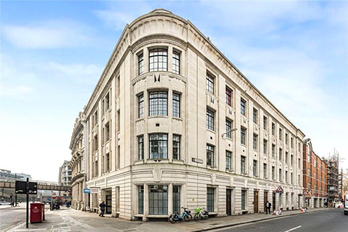 2 Bedroom Apartment For Sale In Carthusian Street, Clerkenwell, London, EC1M