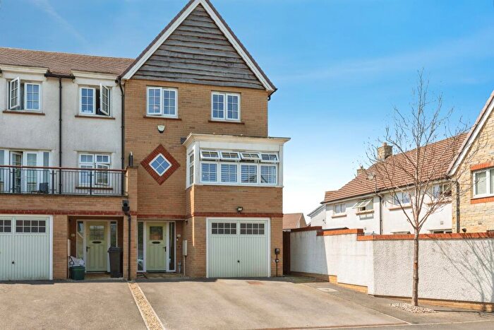 4 Bedroom Detached House For Sale In Great Clover Leaze, Bristol, BS16