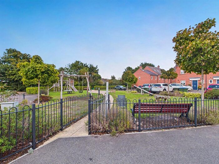 2 Bedroom Terraced House For Sale In Chappell Close, Aylesbury, Buckinghamshire, HP19