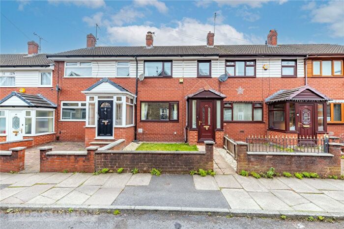 3 Bedroom Town House For Sale In Stanley Street, Heywood, Greater Manchester, OL10