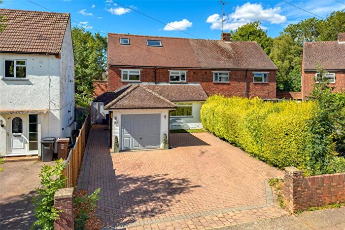 4 Bedroom Semi Detached House For Sale In Chestnut Drive, St. Albans, Hertfordshire, AL4