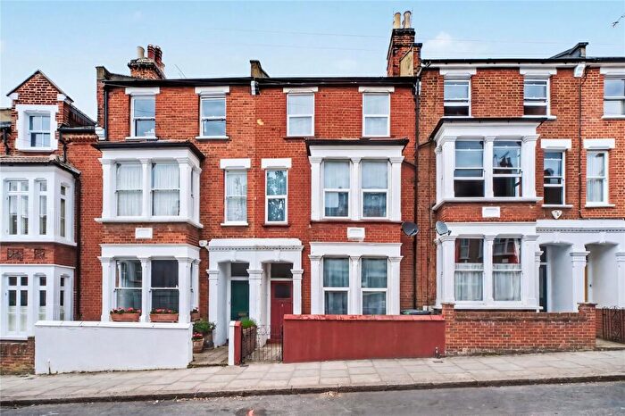 5 Bedroom Terraced House For Sale In Melgund Road, Highbury, London, N5
